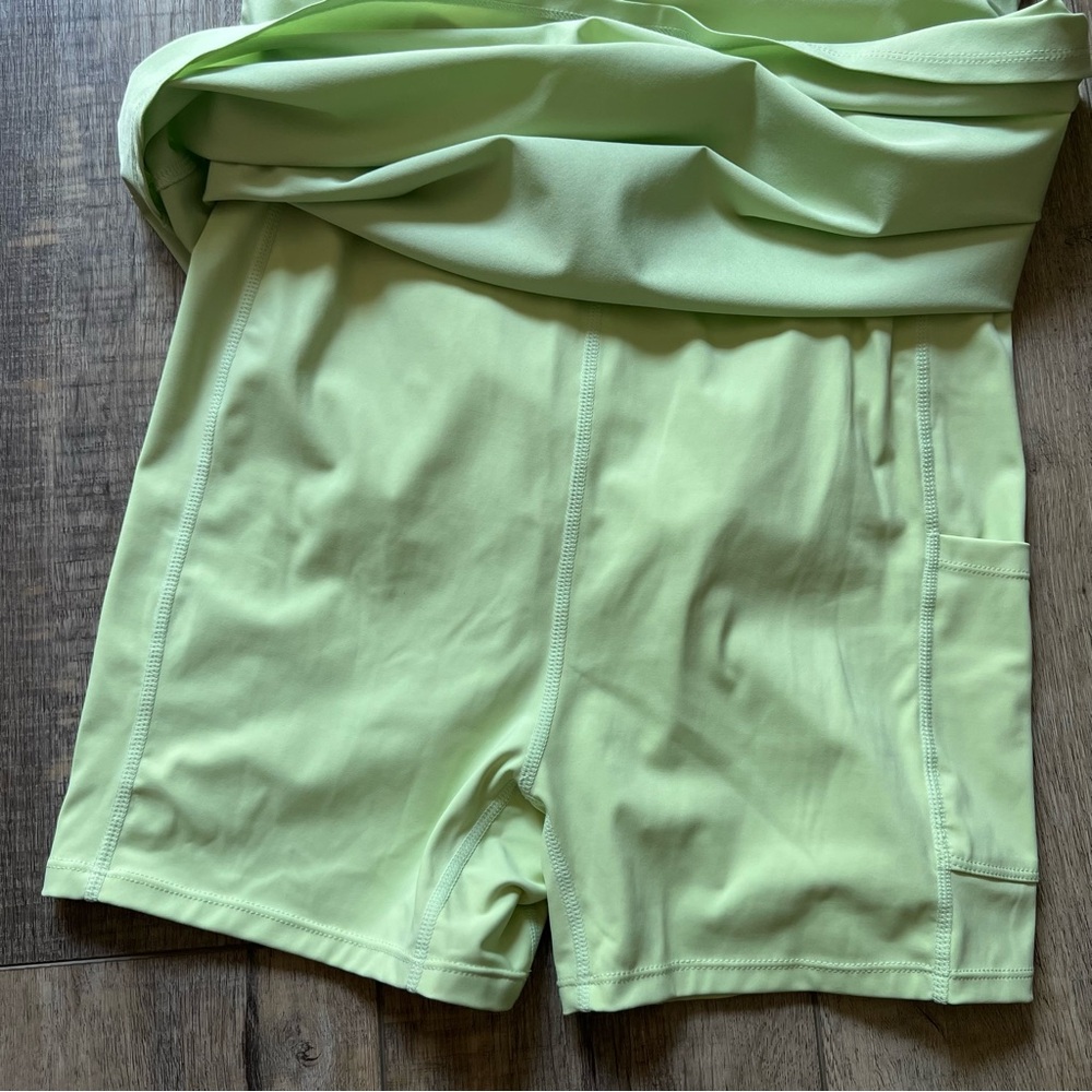 Abercrombie & Fitch Light Green One Shoulder Athletic Dress - Picture 6 of 10